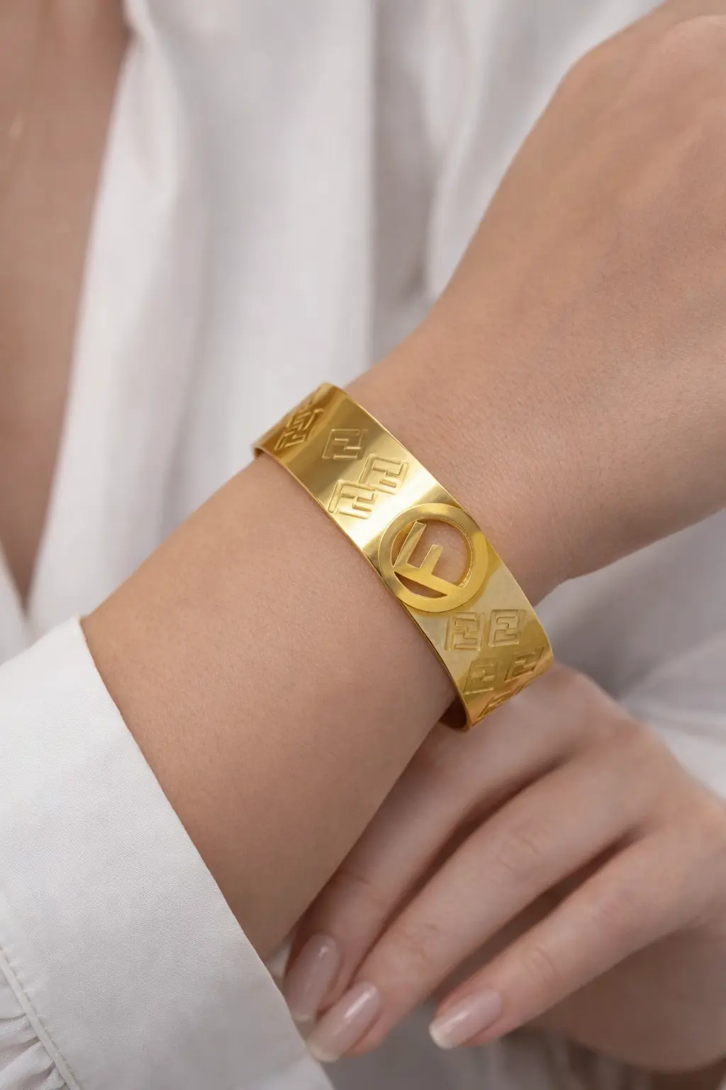 Fendi bangle