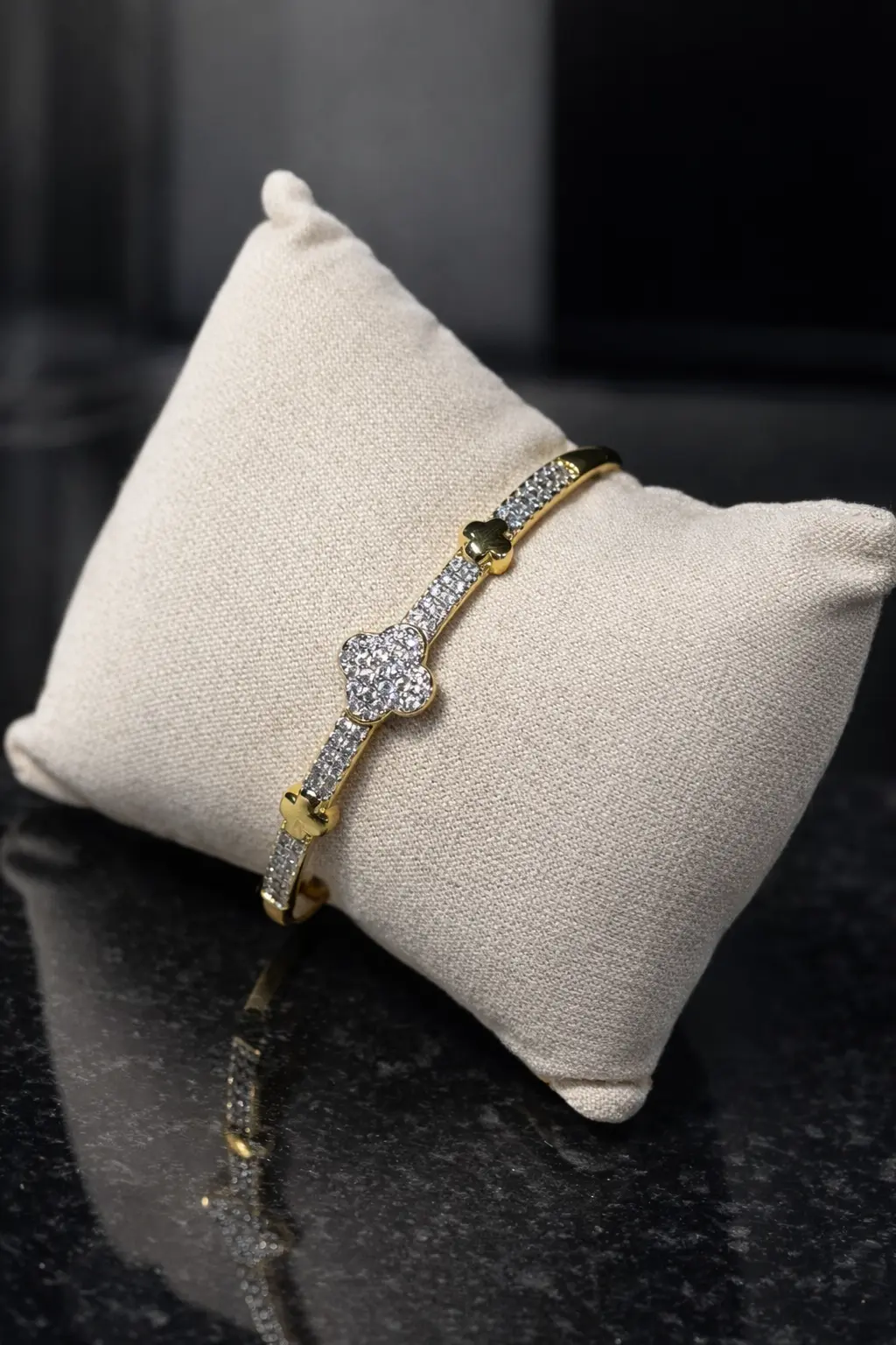 van cleef bracelet