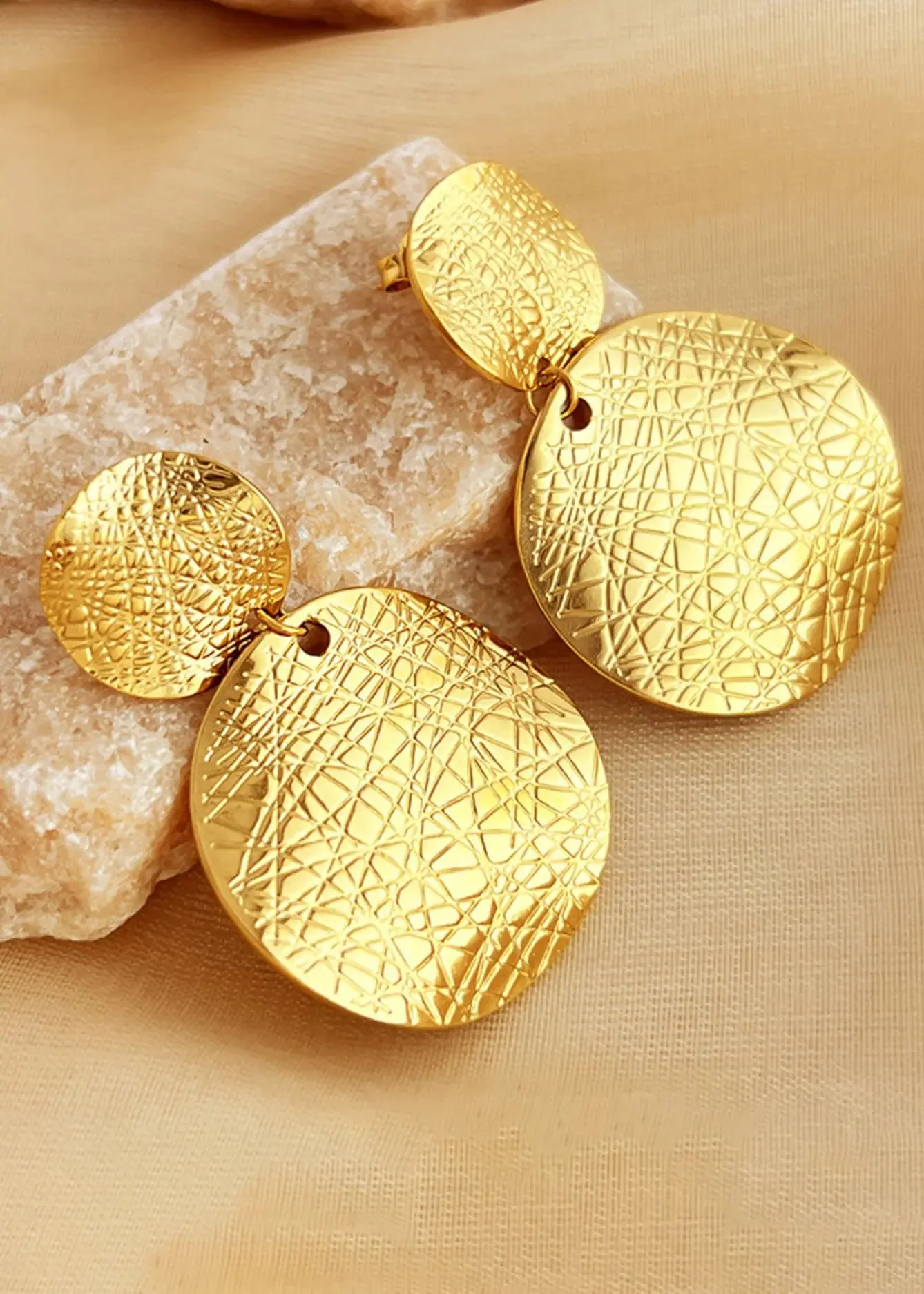 Textured Crinkle Disc Drop Earrings 