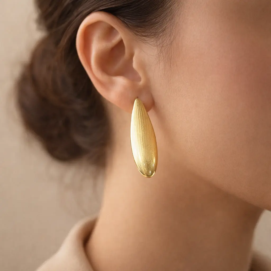 Petal Drop Stud Earrings 