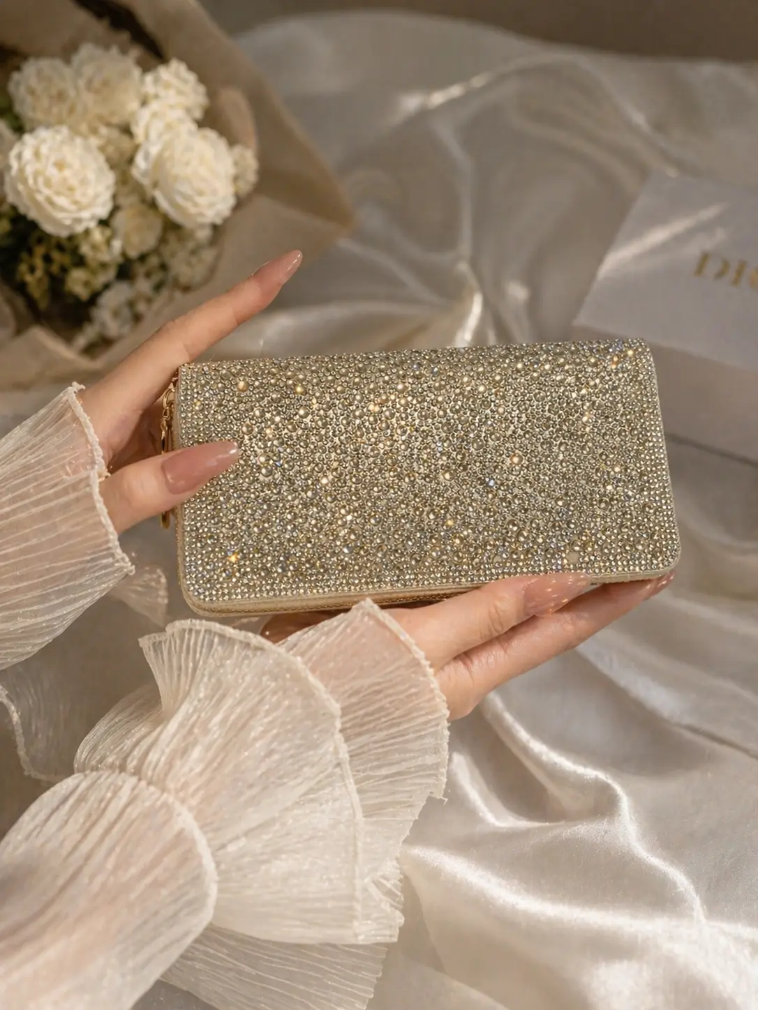 Soirée Glow Wallet