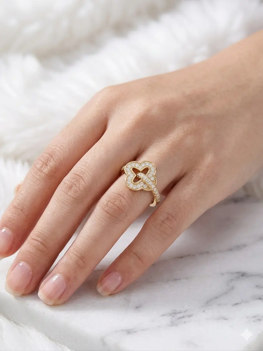 Van Cleef Ring 
